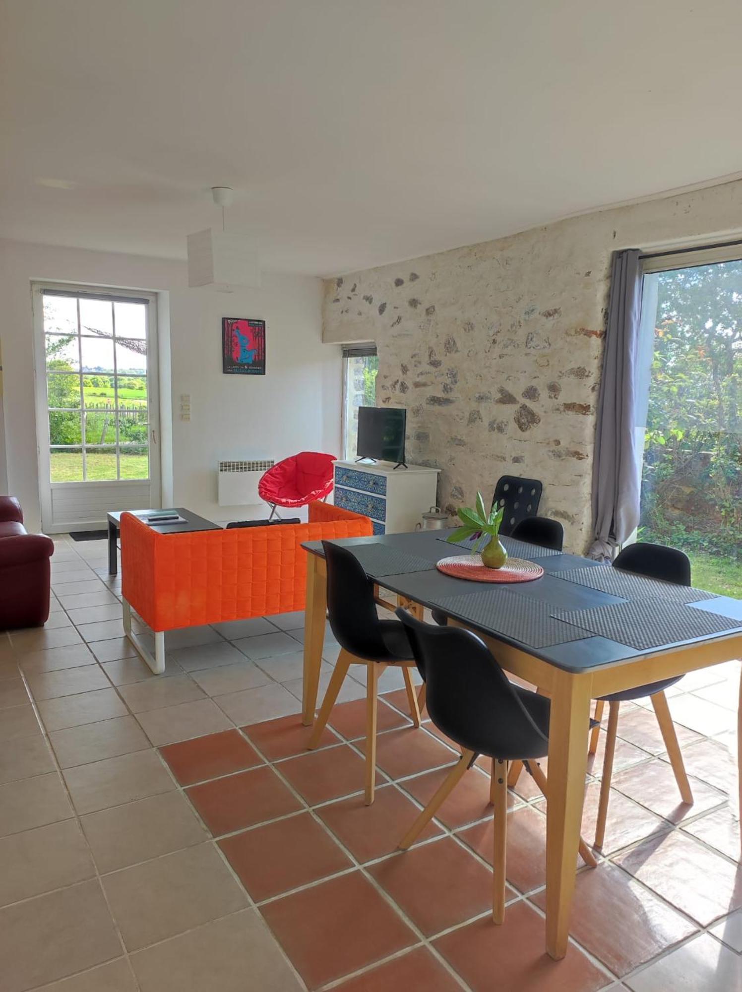 Gite Du Petit Gue Frossay Exterior photo
